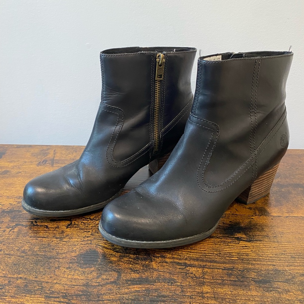 TIMBERLAND | Black Leather Wood Block Booties, Size 8